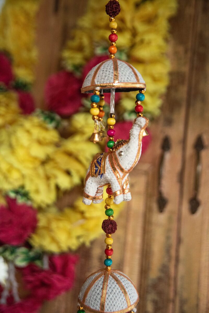 _DSC0293-min Hanger white elephant