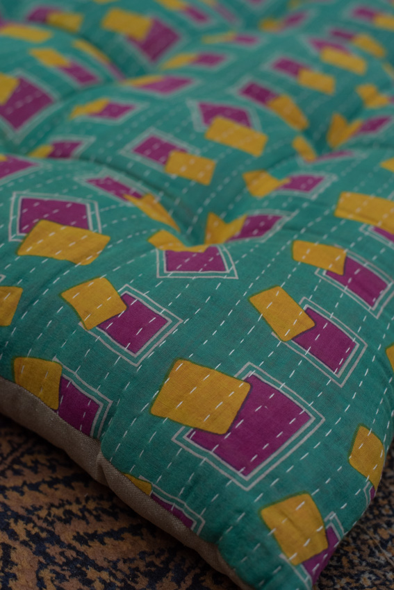 Vintage kantha palletkussen