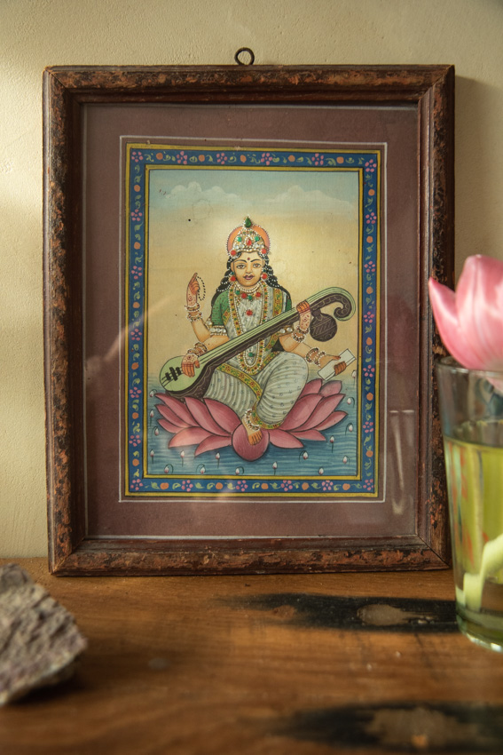 _DSC3982 Vintage schilderij Saraswati