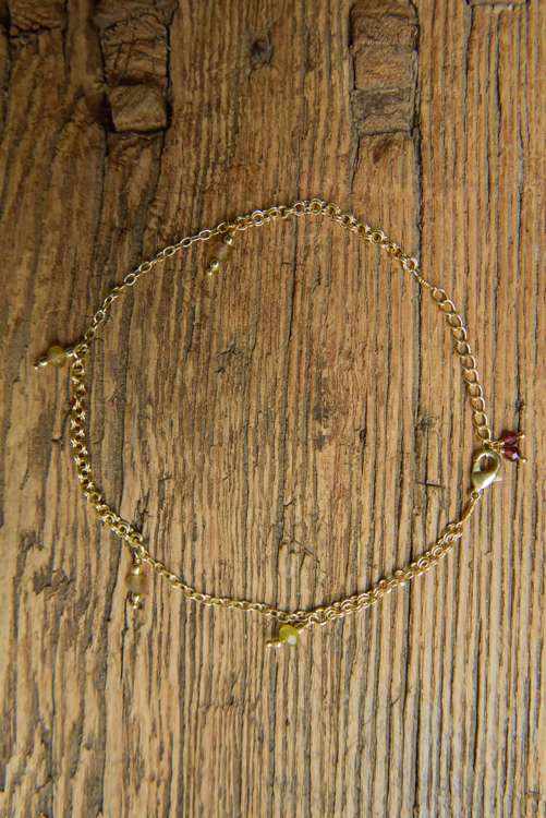 _DSC4743 Enkelbandje met steentjes