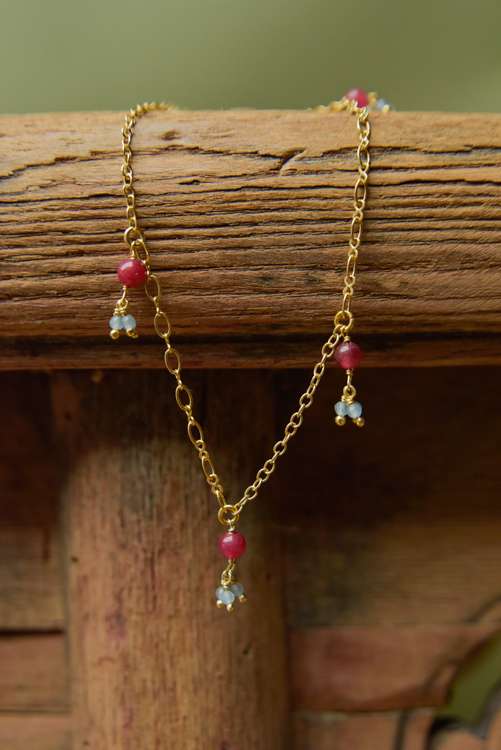 _DSC4753 Enkelbandje met steentjes