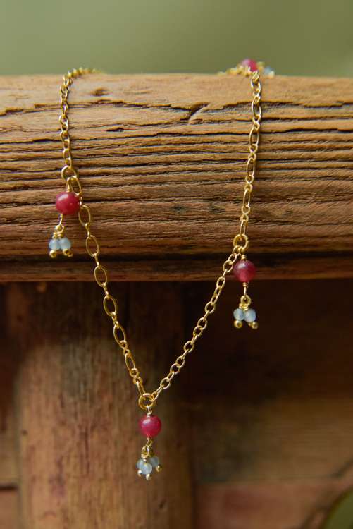 _DSC4755 Enkelbandje met steentjes