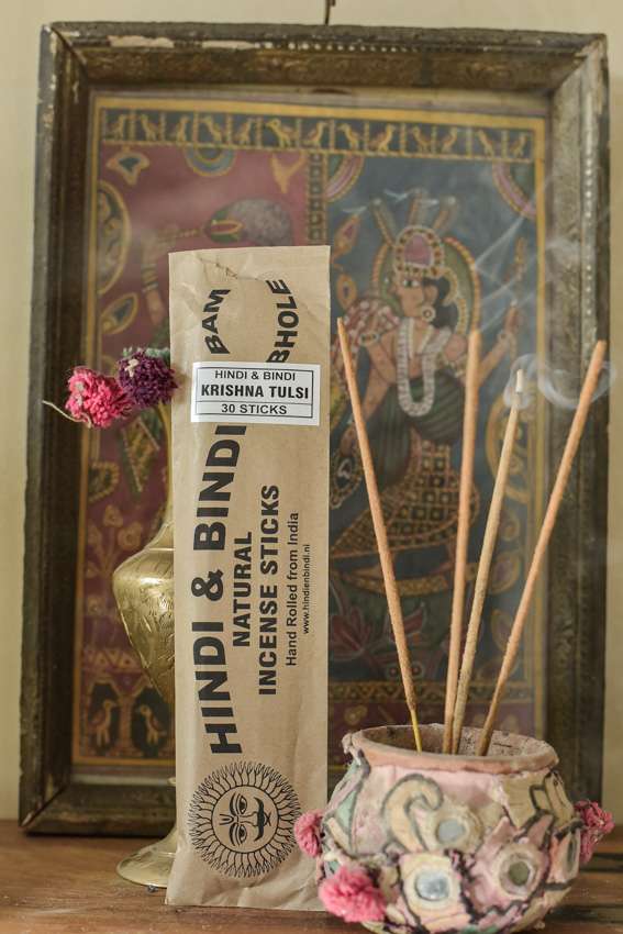 _DSC4976 100% Natuurlijke wierook – Krishna Tulsi (30 sticks)