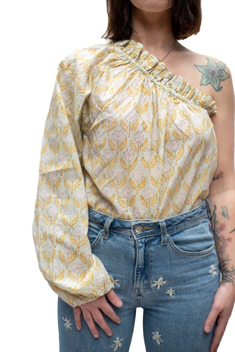 DSC2605-kopieren-scaled-e1681132008752 asymmetrische blockprint top