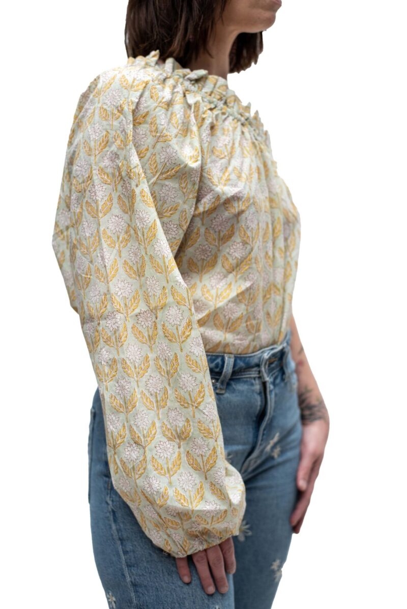 DSC2611-kopieren-scaled-e1681132054991 asymmetrische blockprint top