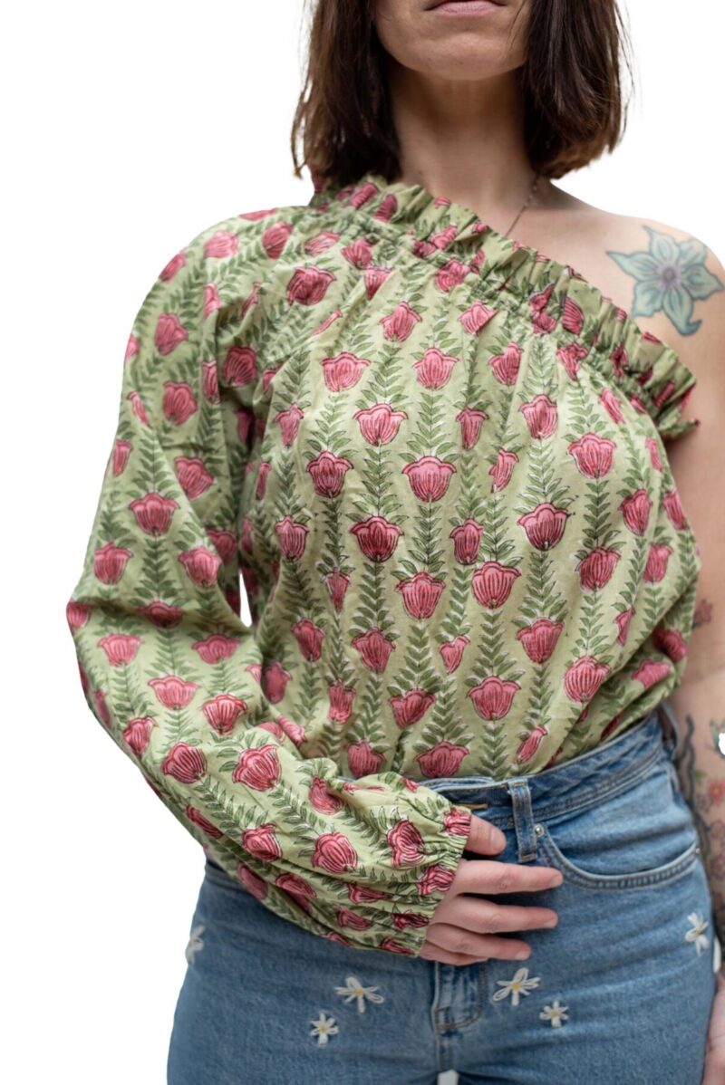 DSC2613-kopieren-scaled-e1681131989688 asymmetrische blockprint top