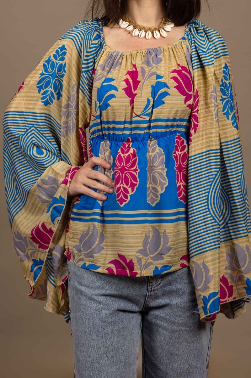 Top met klokmouwen S/M