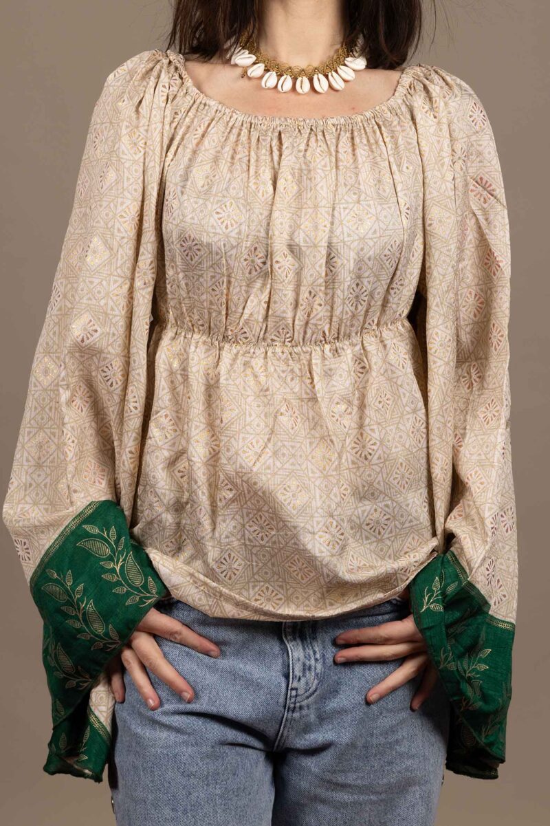 Top met klokmouwen S/M