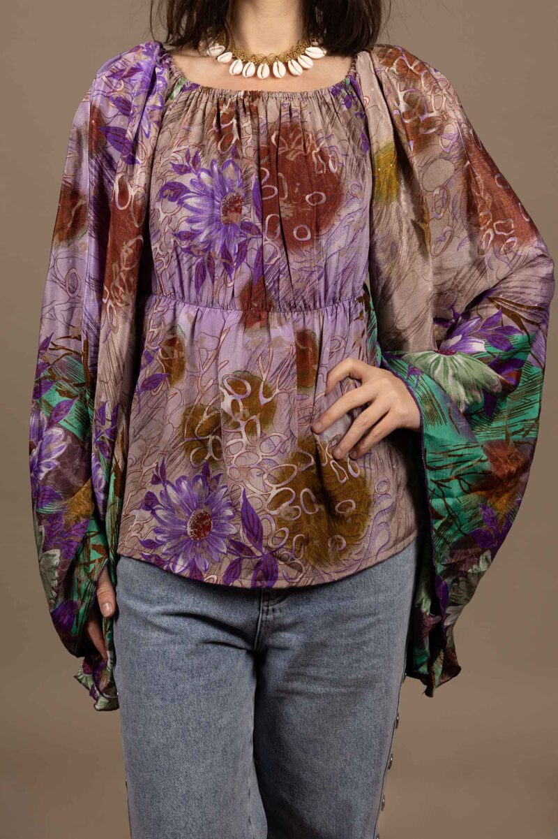 Top met klokmouwen M/L