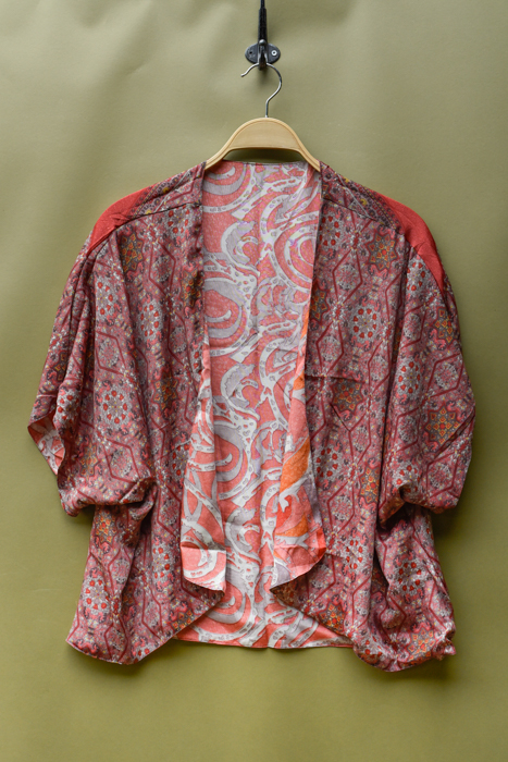 _DSC7799 Zijden vestje