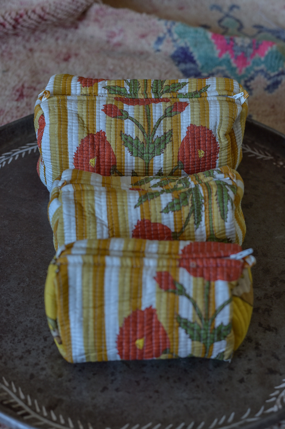 _DSC5351 Toilettas set van 3