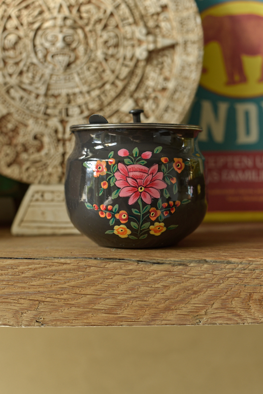 _DSC6514 Beschilderde suikerpotje