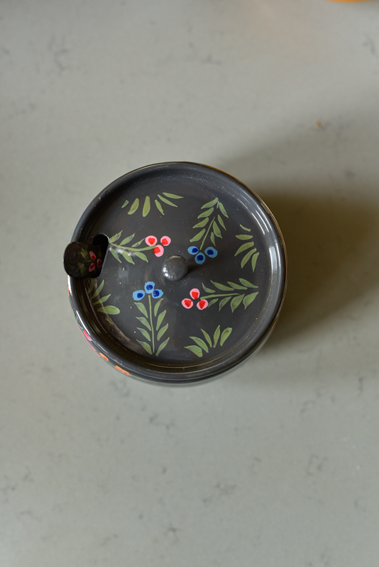 _DSC6524 Beschilderde suikerpotje