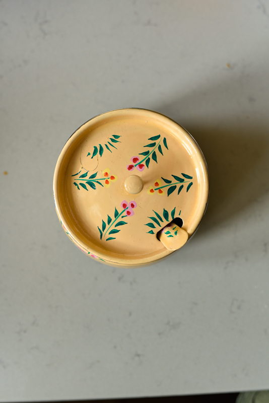 _DSC6528 Beschilderde suikerpotje