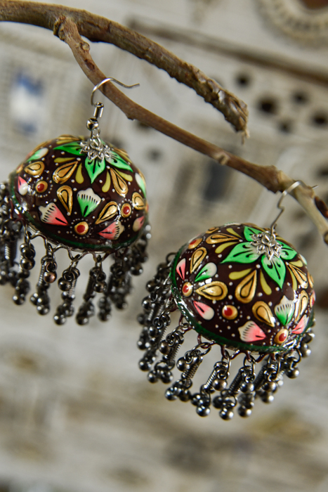 handbeschilderde oorbellen