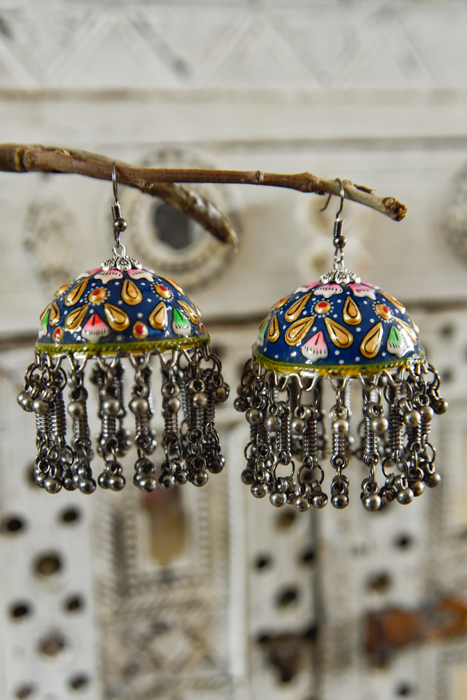 handbeschilderde oorbellen