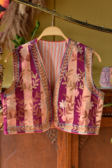 _DSC8153 Suzani gilet