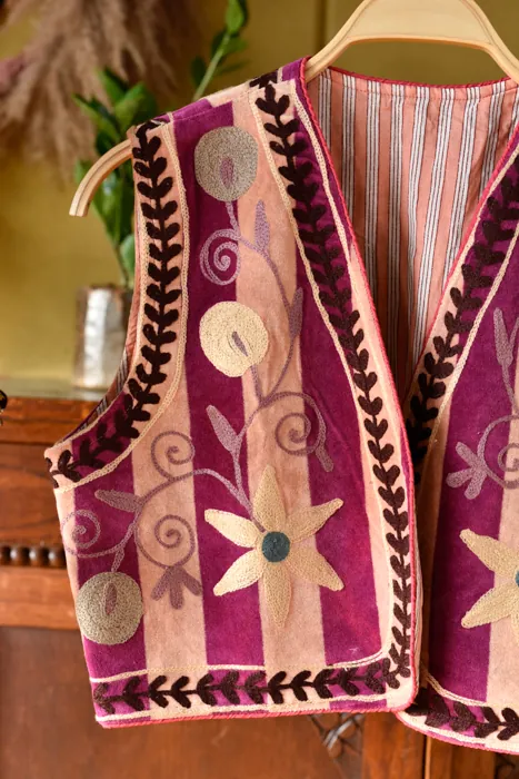 _DSC8169 Suzani gilet