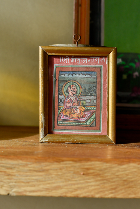 _DSC8268 Vintage schilderijtje Indian priest