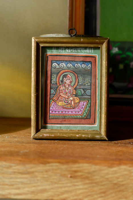 _DSC8269 Vintage schilderijtje Indian priest